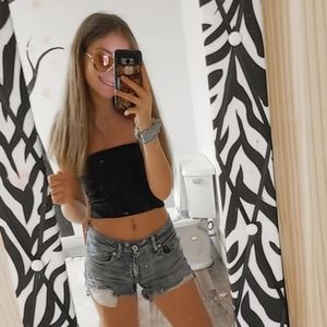 Meet your Posher, Taylor